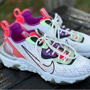 Nike react vision sneakers. Men’s 8.5
